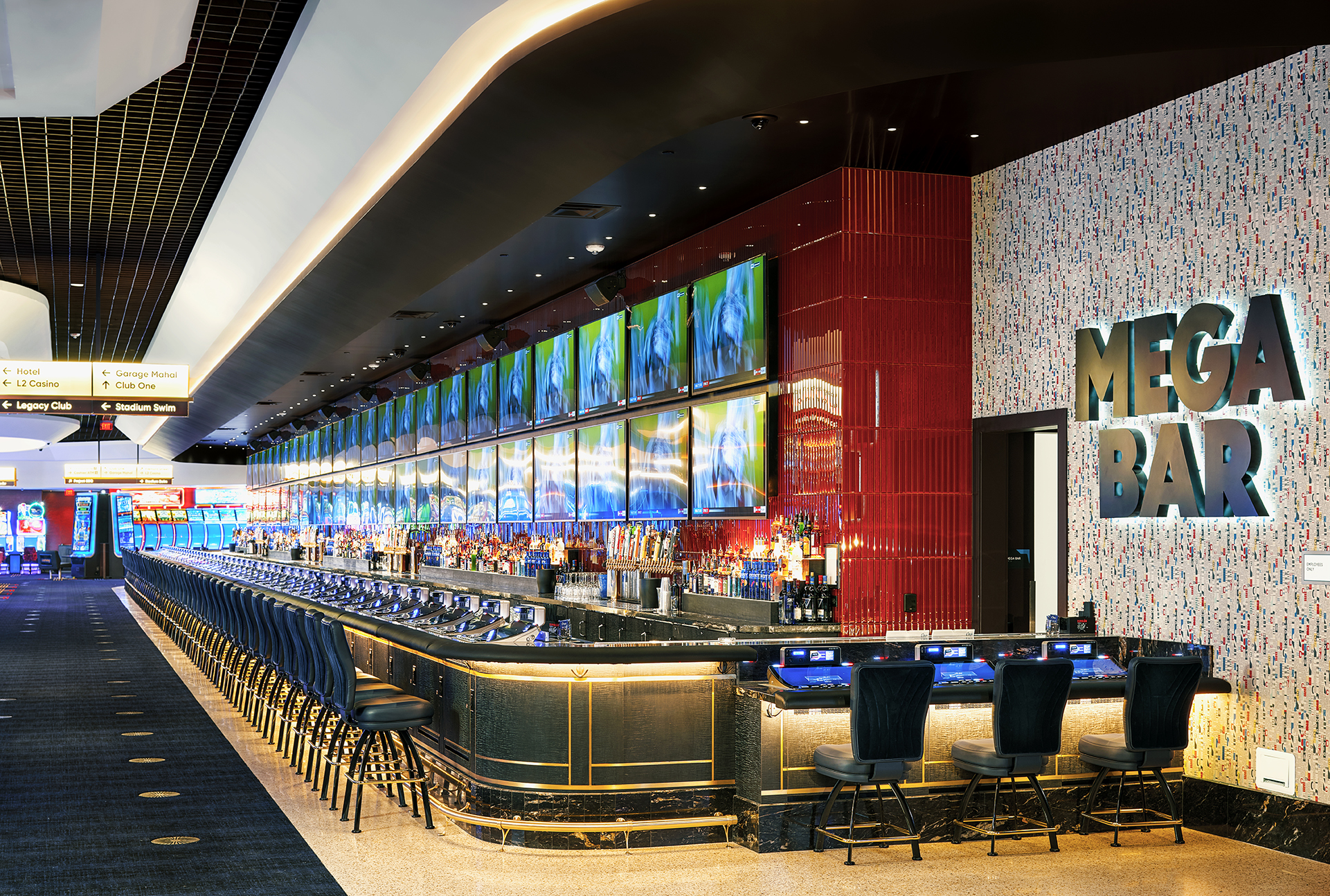 springvand Pebish rangle Mega Bar™ | Circa Resort & Casino Las Vegas
