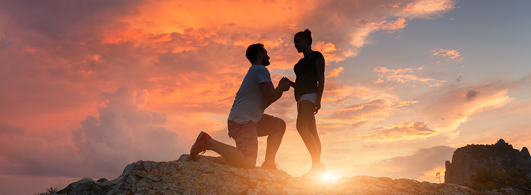 Couple Getting Engaged at the Grand Canyon Near Las Vegas